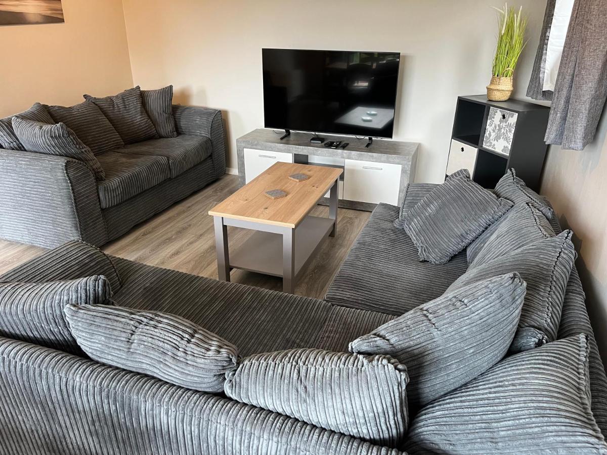 5 Bedroom Detached Beach House Poole Eksteriør billede