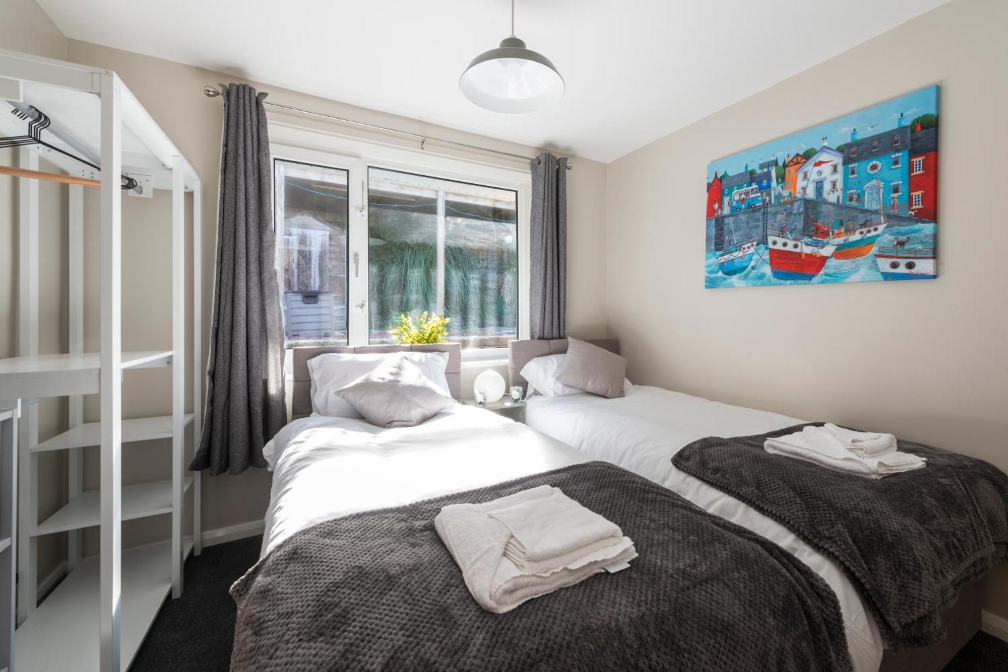 5 Bedroom Detached Beach House Poole Eksteriør billede