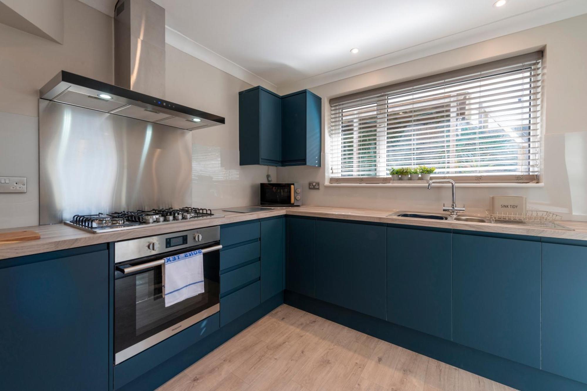 5 Bedroom Detached Beach House Poole Eksteriør billede
